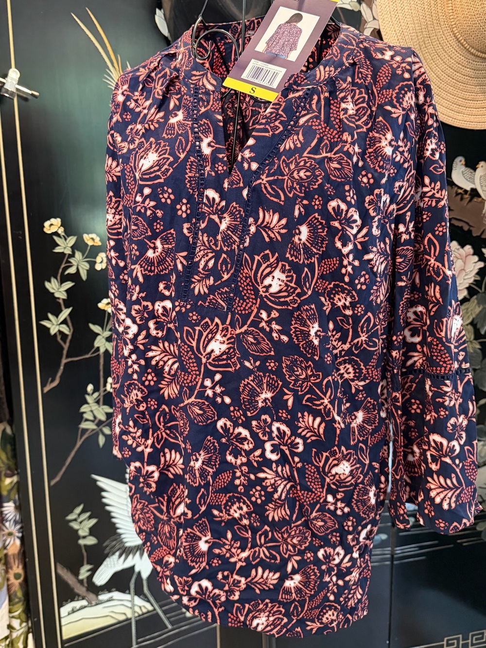 Gloria Vanderbilt Ladies Navy Blue Floral Boho Tunic Blouse size small NWT